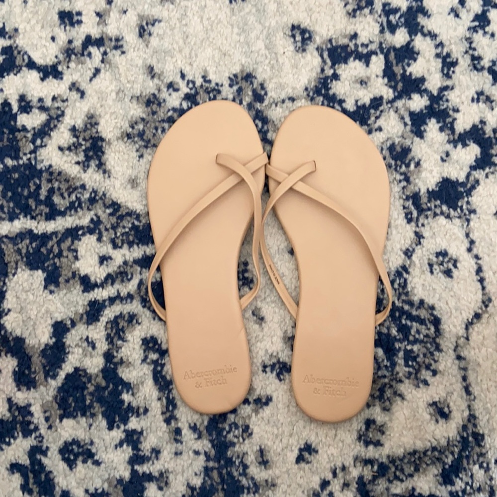 Abercrobmie Tan Sandals